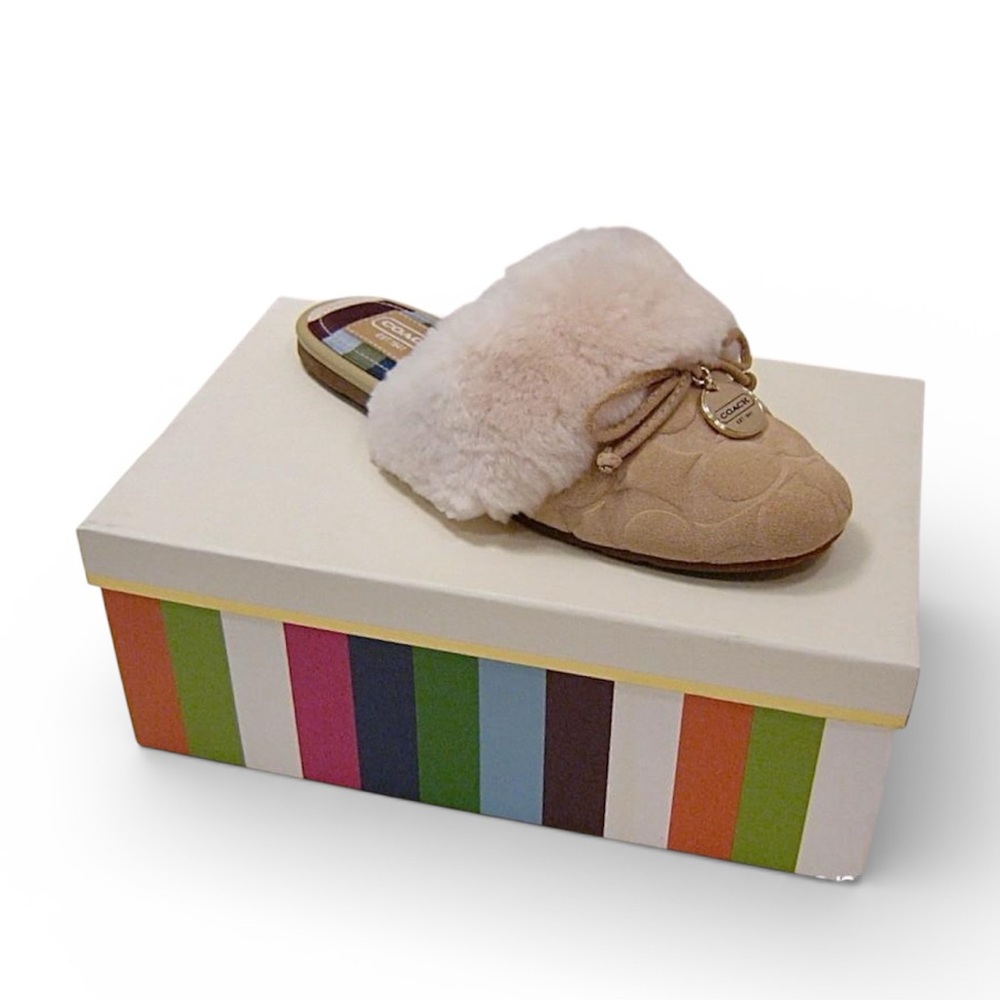 COMING SOON
Coach Legacy Carra Slippers-EUC